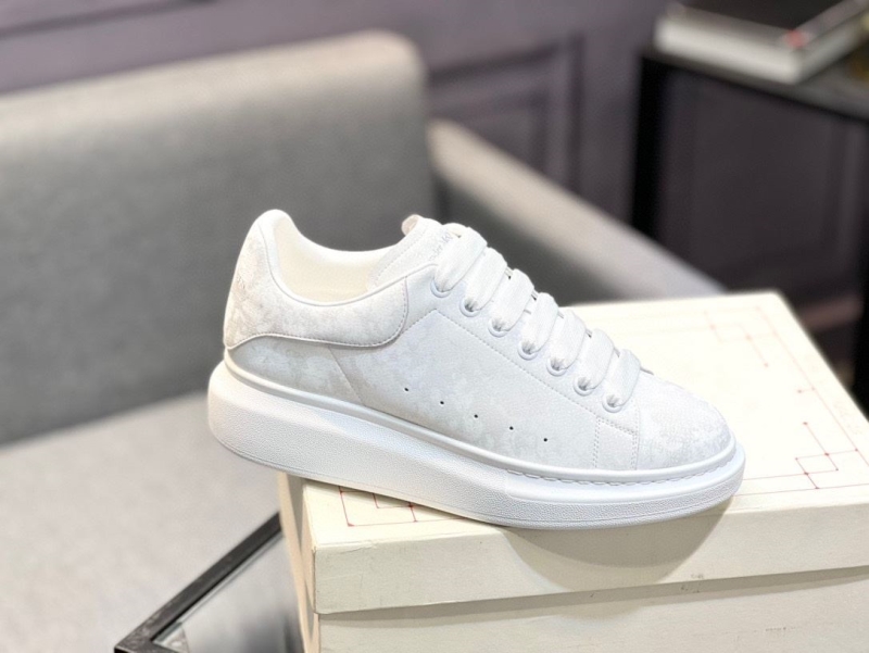 Alexander Mcqueen Casual Shoes